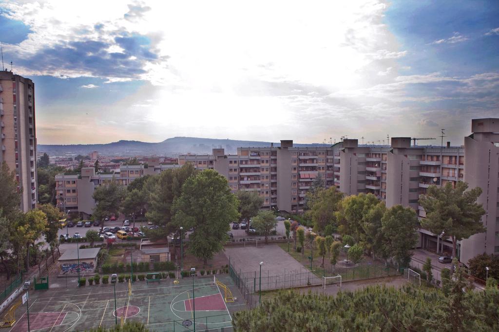 Rooms Rent Vesuvio B&B Napoli Bagian luar foto