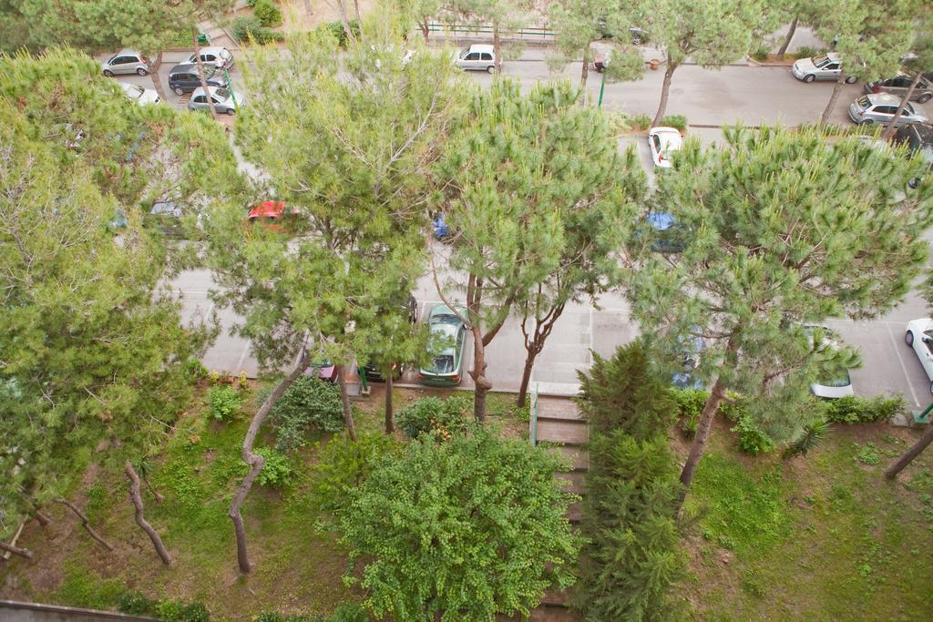 Rooms Rent Vesuvio B&B Napoli Bagian luar foto